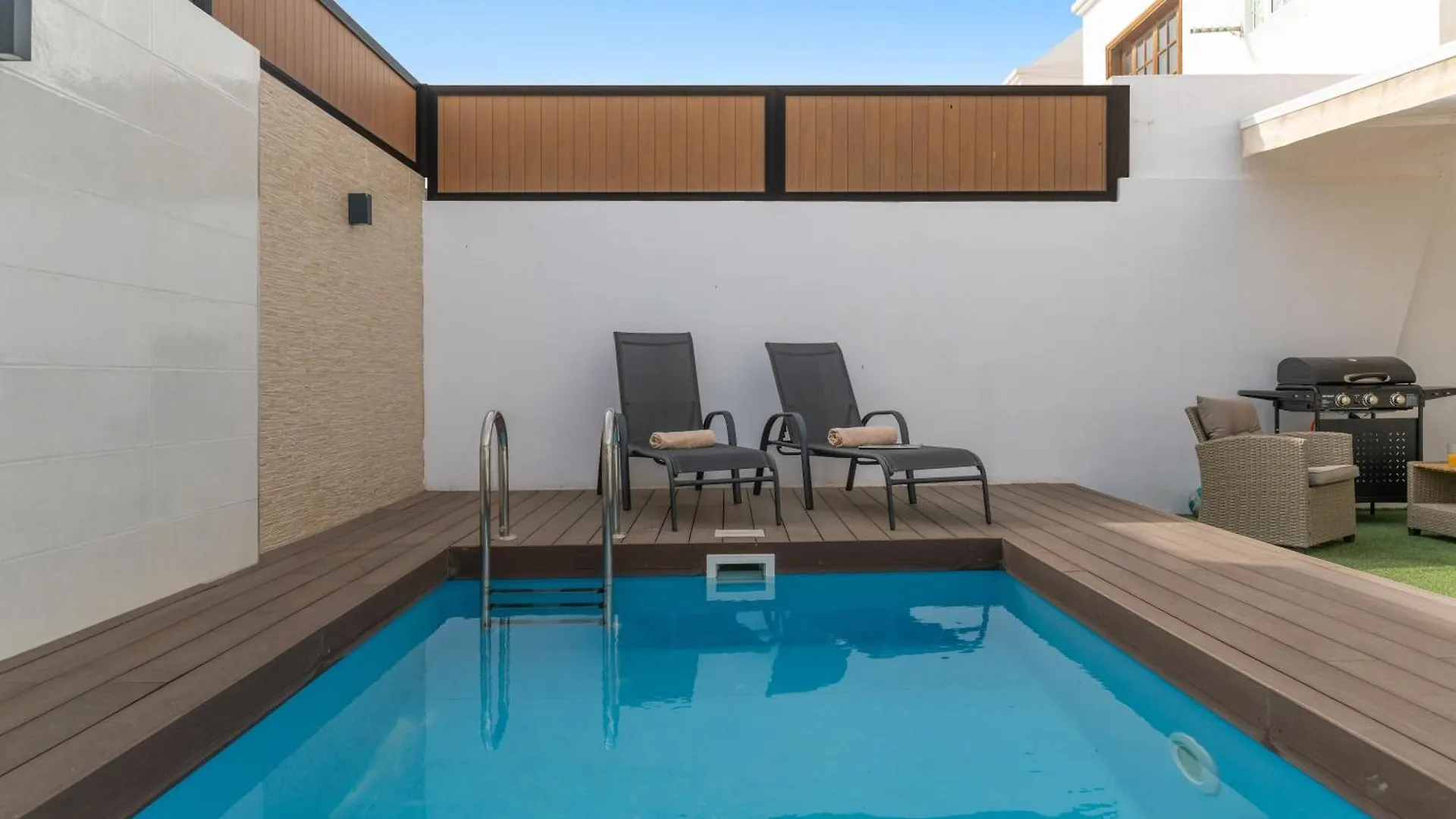 Villa Berkana De Lujo Con Piscina Playa Honda  0*, Playa Honda (Lanzarote)